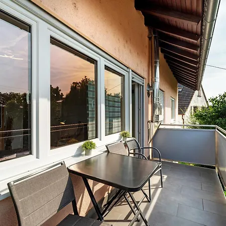 Am Storchennest Apartment Neustadt an der Weinstrasse Exterior photo